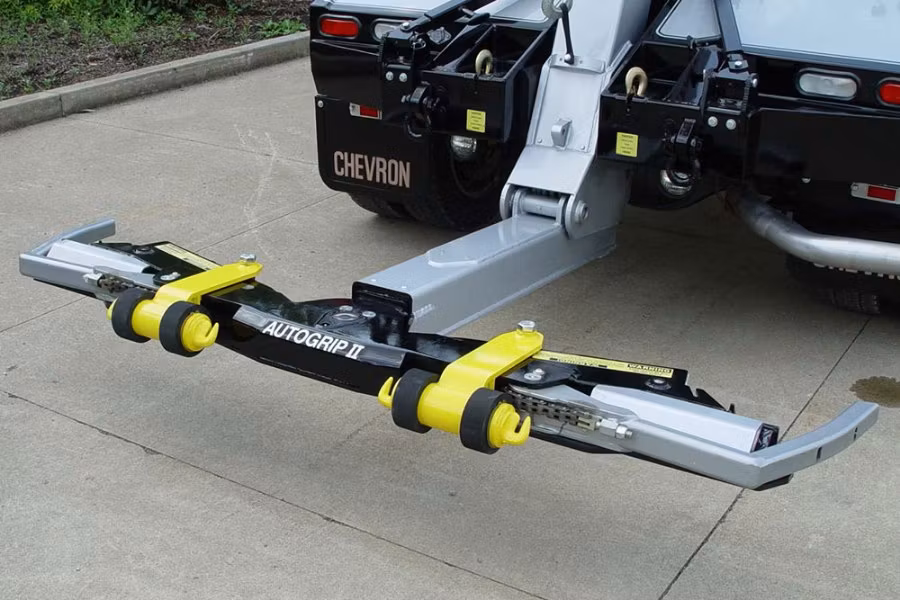 Picture of Miller Towbar Adapter Chevron Autoloaders