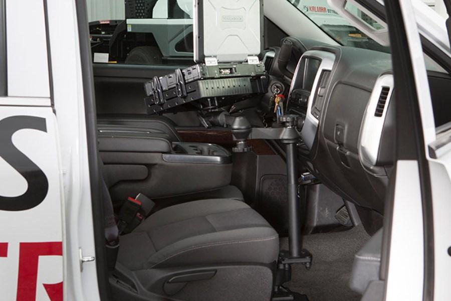 RAM Mounts No-Drill  Laptop Mount for '14-19 Chevrolet Silverado + More Perspective View