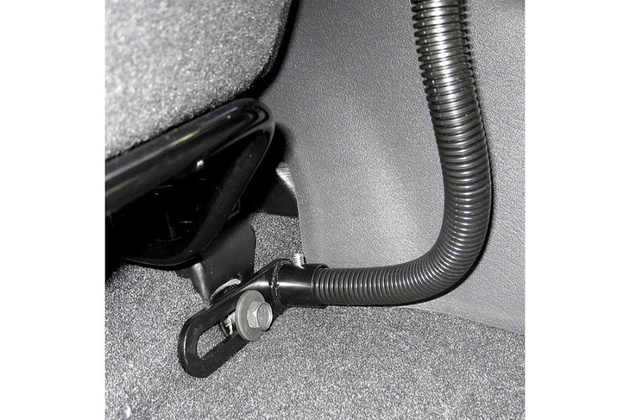 RAM Mount Pod I Vehicle Mount with 18" Aluminum Rod and Diamond Plate Additional view