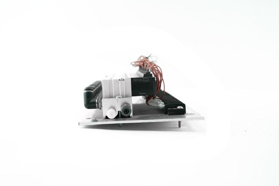 Picture of Miller 10 Bank Air Valve Assembly 12V W/O Hn