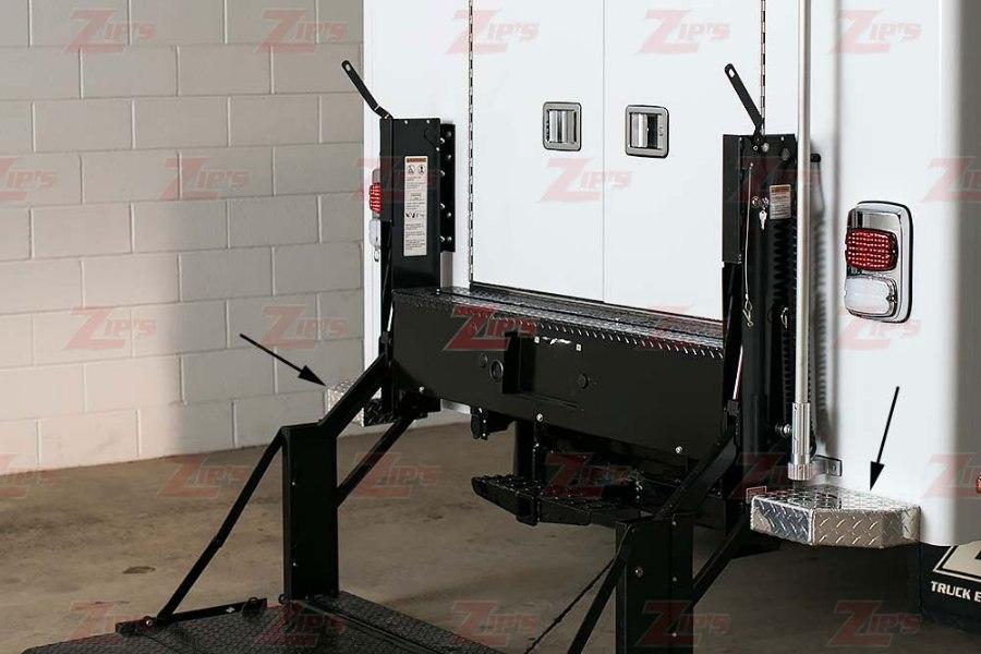 Picture of Rear Corner Step, Aluminum Diamond Plated