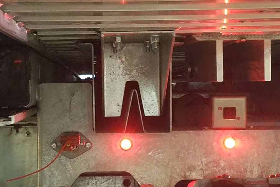 Picture of Miller Industries Snow Scoop Kit with Carriage Bolts