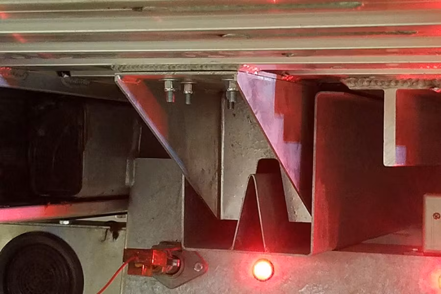 Picture of Miller Industries Snow Scoop Kit with Carriage Bolts