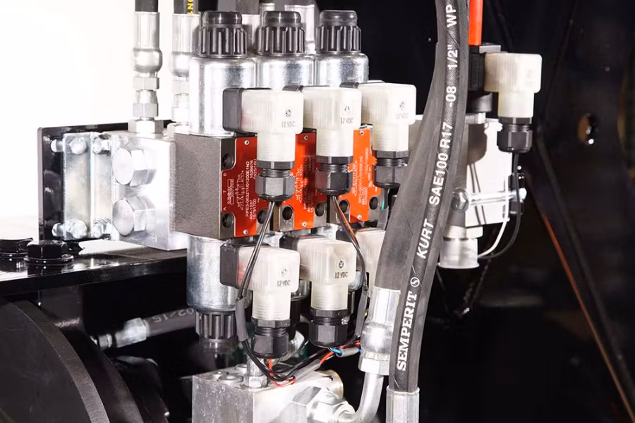 Picture of In The Ditch SP20000 Sidepuller with Integrated Controls