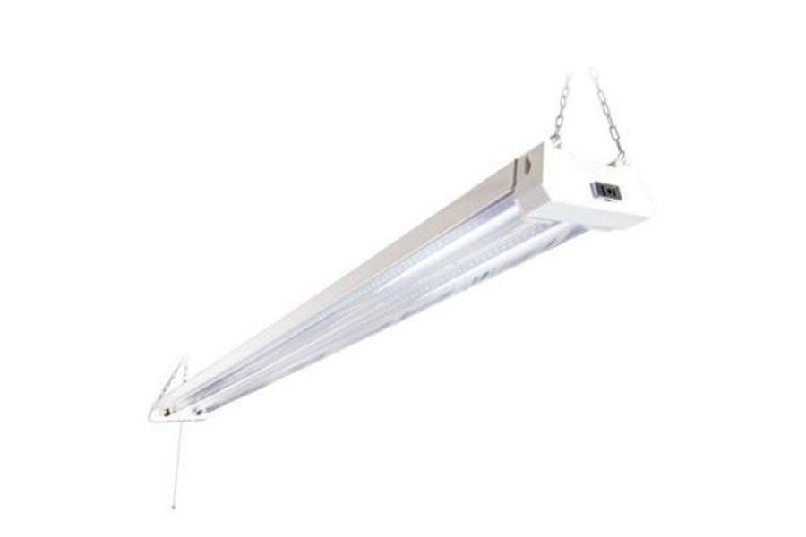 Picture of Maxxima 4 FT. Utility LED Shop Light Fixture, Linkable, Clear Lens 5000K
Daylight, 4800 Lumnes