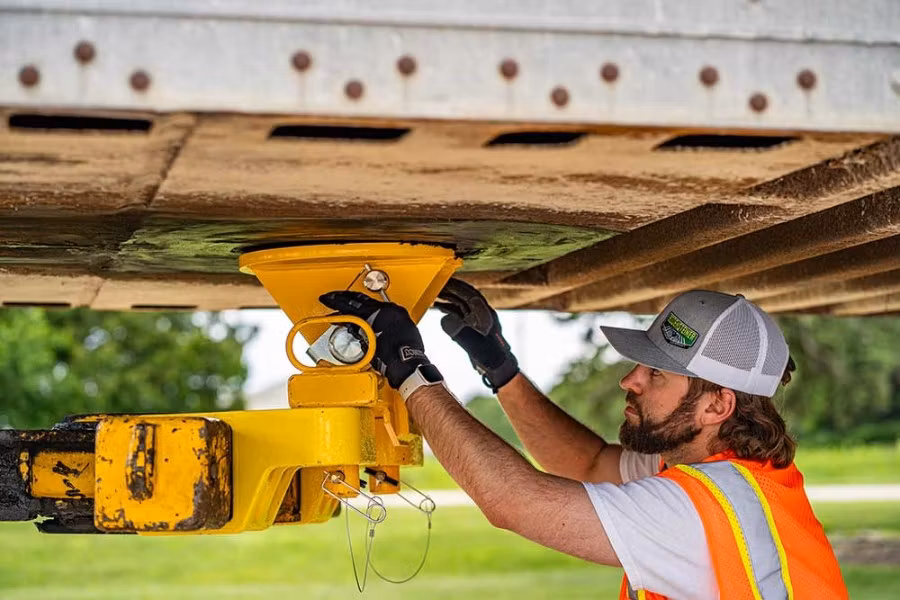 Picture of Zip's HD Underreach Towing System