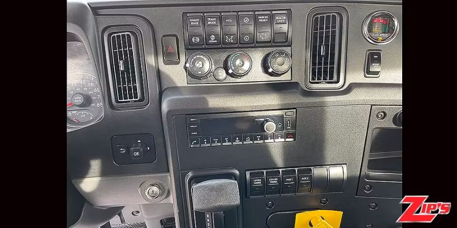 Picture of 2025 Century Aluminum 12 Series LCG™ Car Carrier, International MV, 22040