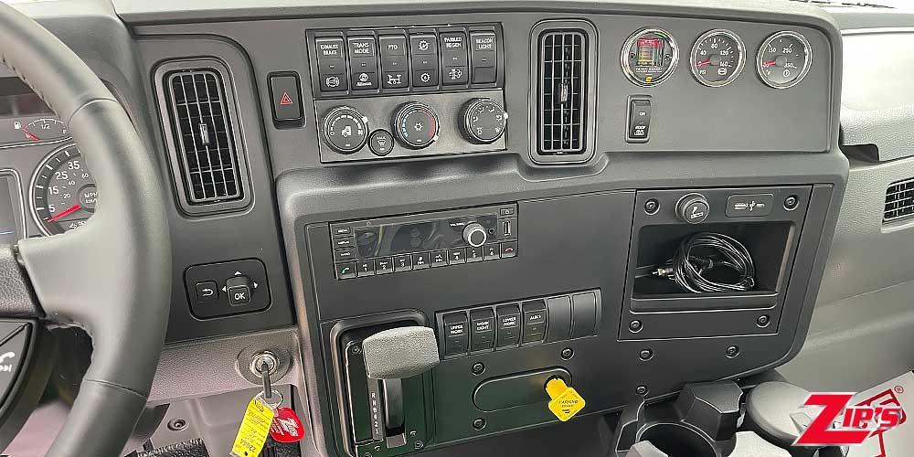 Picture of 2025 Century Aluminum 12 Series LCG™ Car Carrier, International MV, 22044