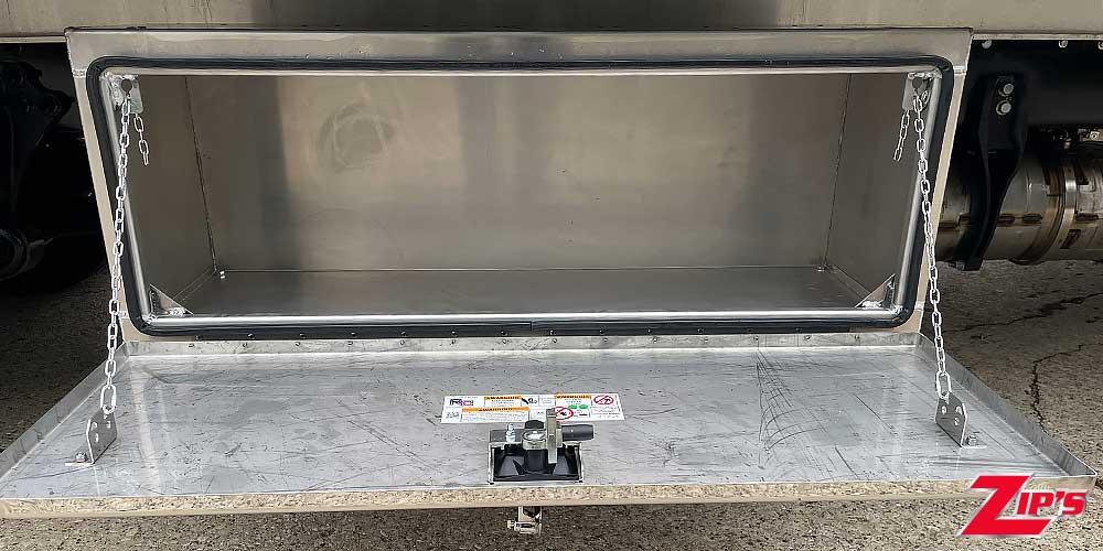 Picture of 2025 Century Aluminum 12 Series LCG™ Car Carrier, International MV, 22044