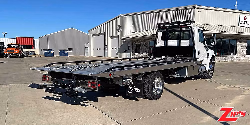 Picture of 2025 Century Aluminum 12 Series LCG™ Car Carrier, International MV, 22033