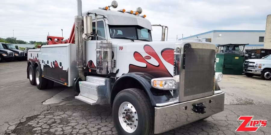 Picture of 2005 Century 5230 30 Ton Wrecker, 2012 Peterbilt 389, 20374