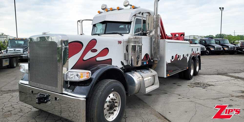 Picture of 2005 Century 5230 30 Ton Wrecker, 2012 Peterbilt 389, 20374