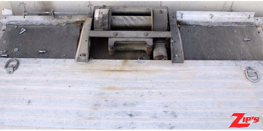 Picture of 2016 Century Aluminum 10 Series Bed & 8K# Worm Winch, 22700