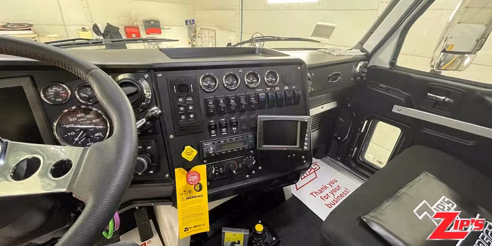 Picture of 2025 Century 30 Series LCG™ Steel Industrial Carrier, Autocar DC64 6X4, 21240