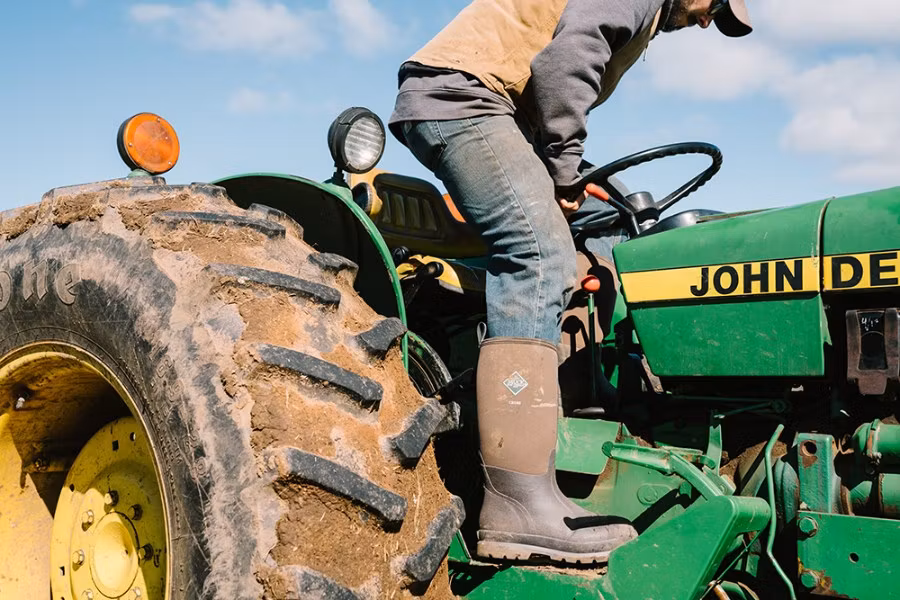 Picture of Muck Chore Classic Plain Toe Boots