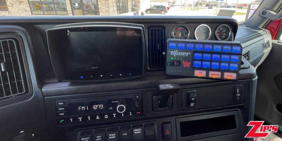 Picture of 2025 Century 4024 20 Ton Wrecker, International MV-X, 21850