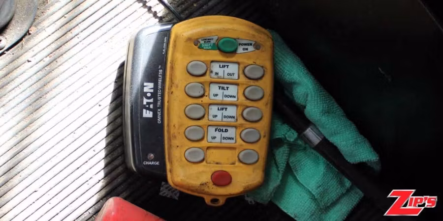 Picture of 2021 Holmes DTU 17.5 Ton Tow Unit, 2014 Kenworth W900 w/60"Sleeper, 22786