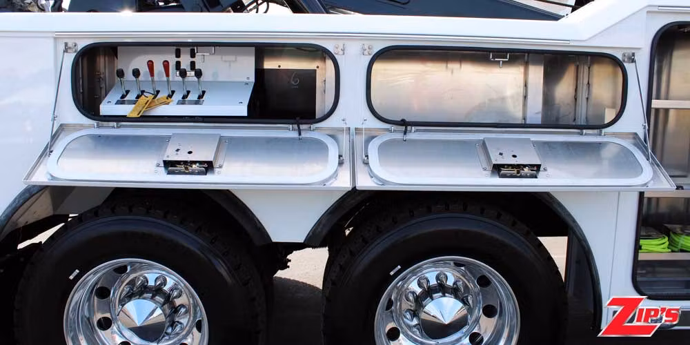 Picture of 2025 Century 5130 25 Ton Wrecker, Peterbilt 589 w/44" Sleeper, 20979