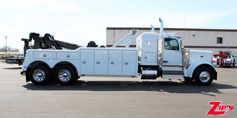 Picture of 2025 Century 5130 25 Ton Wrecker, Peterbilt 589 w/44" Sleeper, 20979