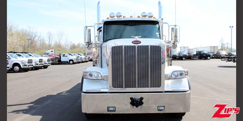 Picture of 2025 Century 5130 25 Ton Wrecker, Peterbilt 589 w/44" Sleeper, 20979