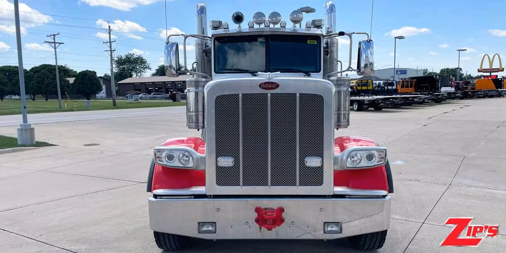 Picture of 2022 Vulcan V70 35 Ton Wrecker, Peterbilt 389 w/36" Sleeper, 20484