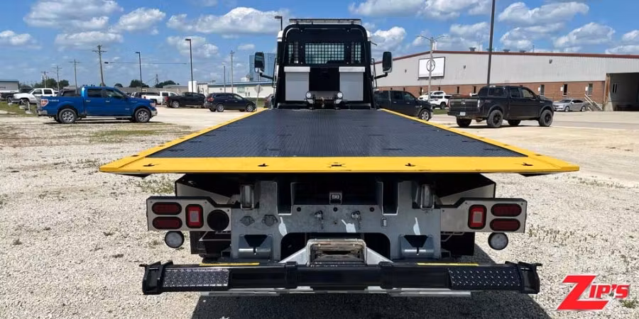 Picture of 2025 Century 30 Series LCG™ Steel Industrial Carrier, Autocar DC64 6X4, 21240