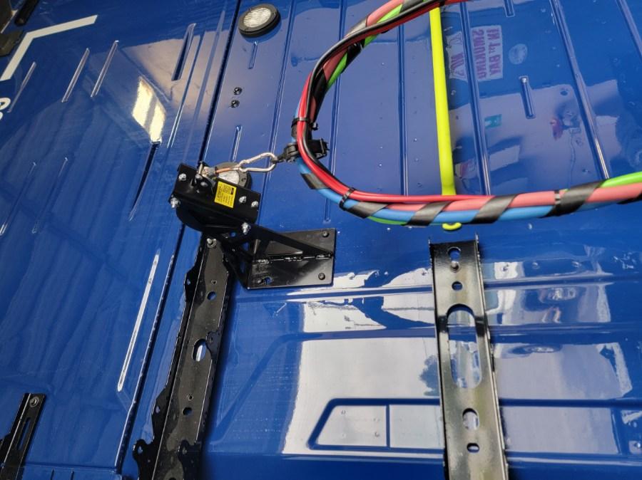 Picture of EZ Claw VNL Bracket Mount