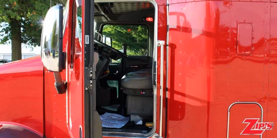 Picture of 2016 Century 5130 25 Ton Wrecker, Kenworth T800 w/30" Sleeper, 22717