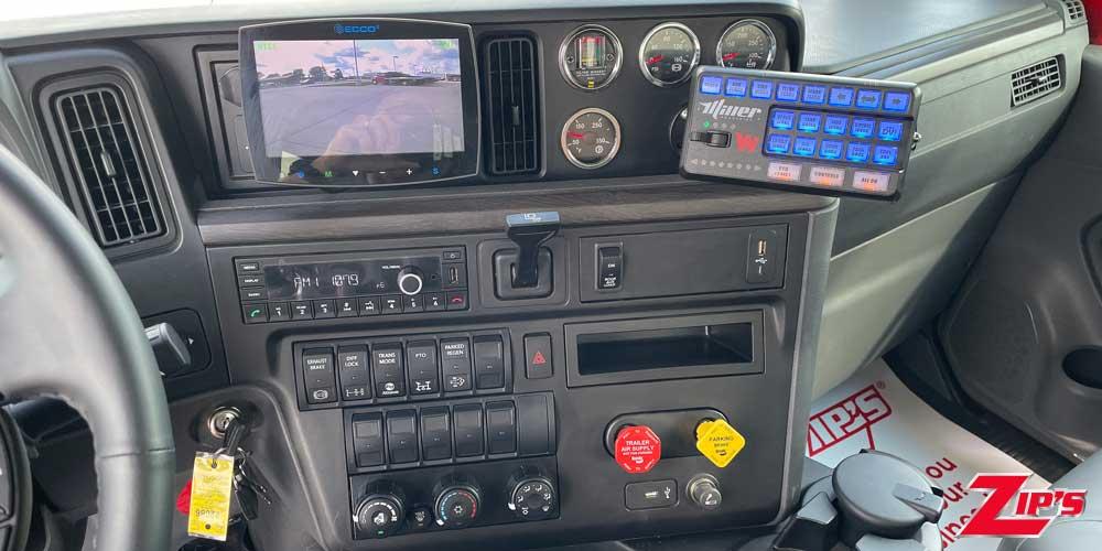 Picture of 2025 Century 4024 20 Ton Wrecker, International MV-X, 22086