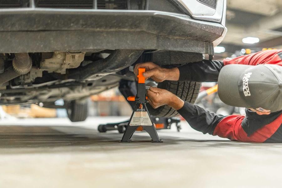 Picture of GUNI Jack Stand Sets