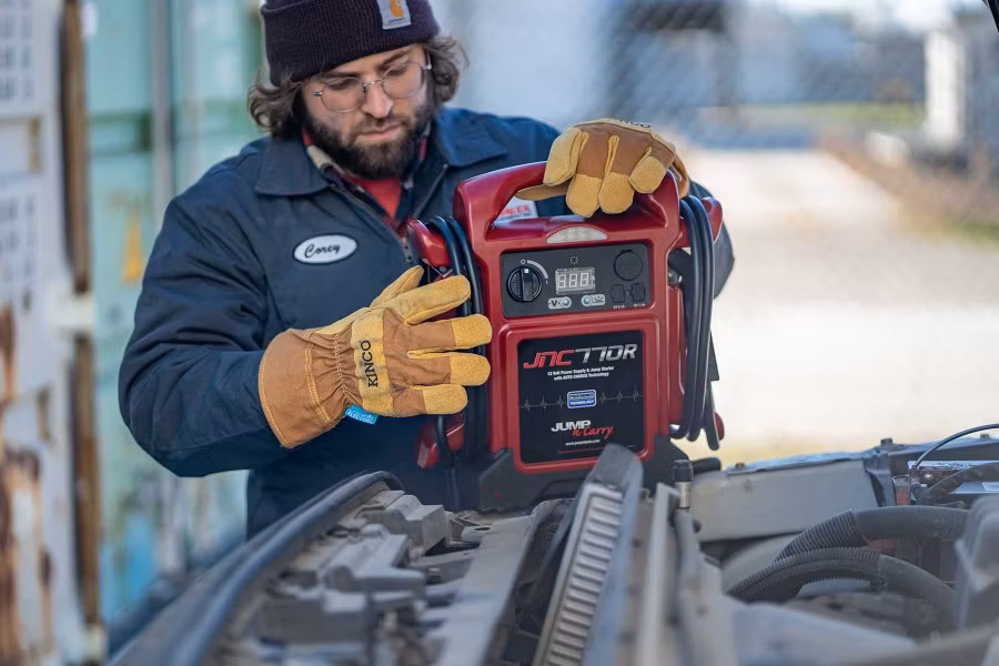 Picture of Jump-N-Carry 1700 Peak Amp Premium 12 Volt Jump Starter