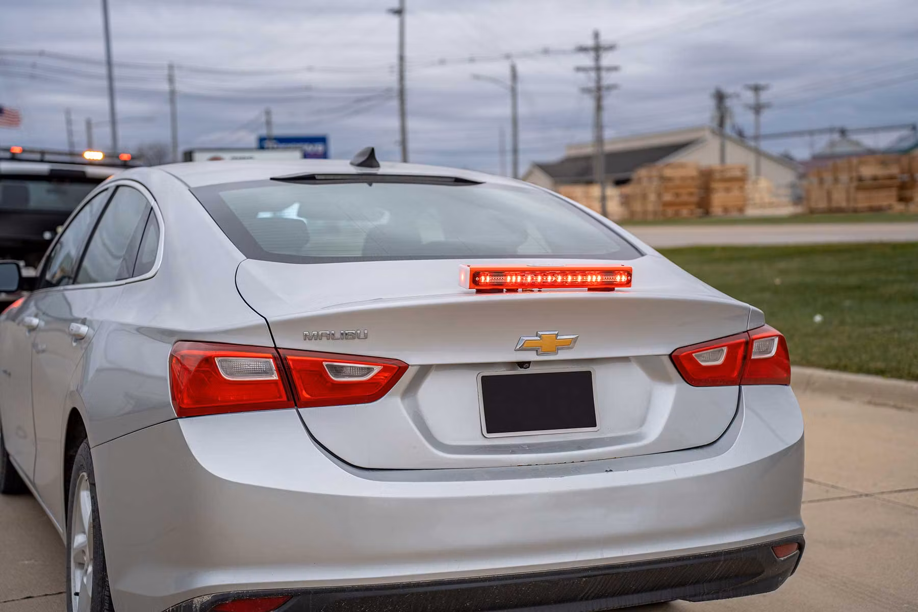 4-PIN Round (Standard)