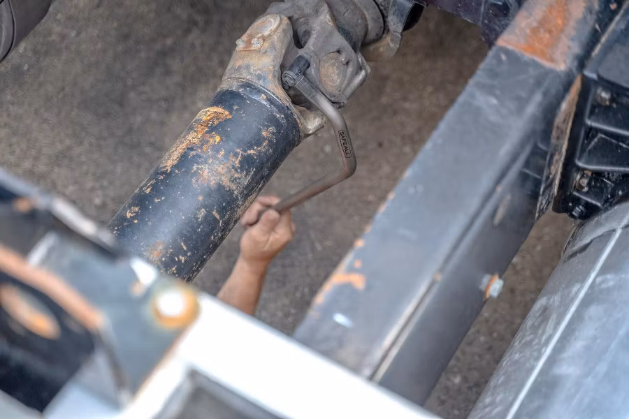 Picture of SafeAll Universal Driveline Breaker Tool