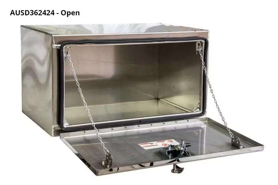 Picture of RC Industries M Series Aluminum Toolbox w/Stainless Steel Door