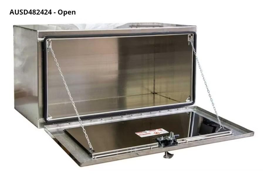 Picture of RC Industries M Series Aluminum Toolbox w/Stainless Steel Door