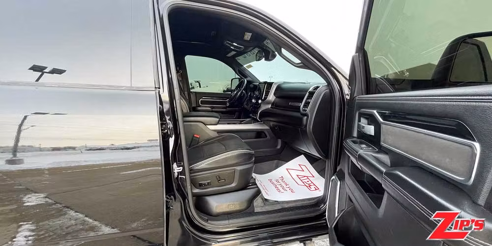 Picture of 2023 Dodge Ram 3500HDCC 4X4 Pickup, 23211