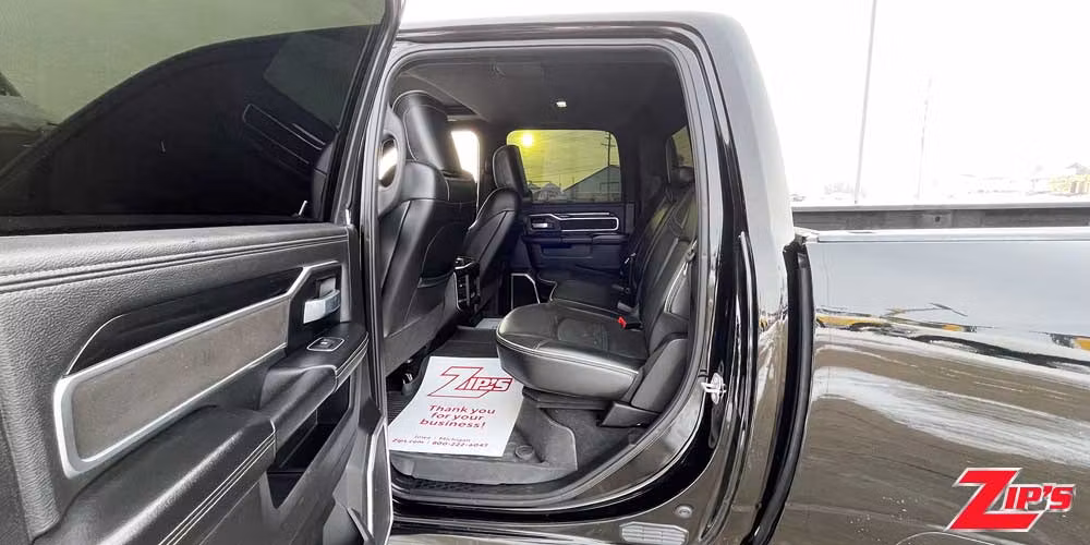 Picture of 2023 Dodge Ram 3500HDCC 4X4 Pickup, 23211