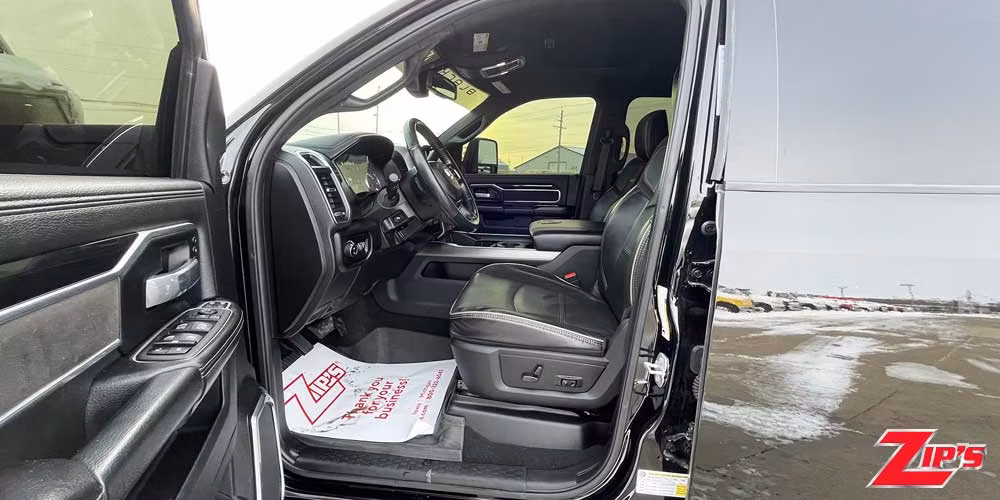 Picture of 2023 Dodge Ram 3500HDCC 4X4 Pickup, 23211