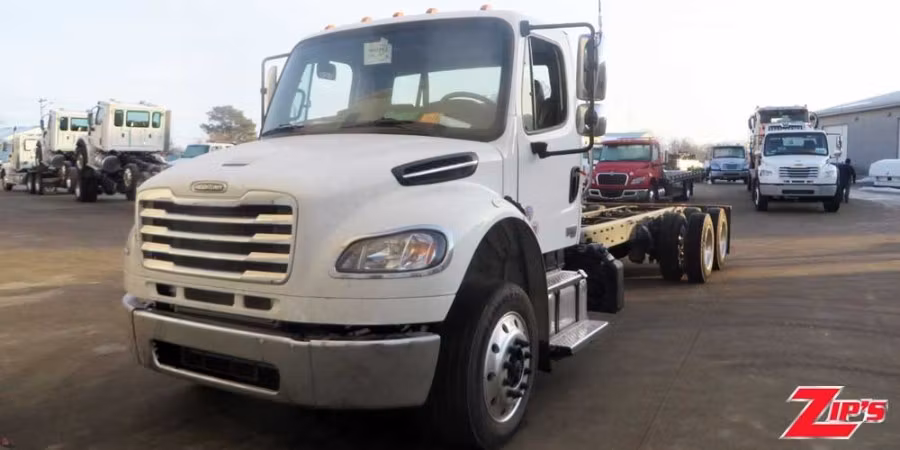 Picture of 2026 Equipment & Chassis, Freightliner M2, 23152 