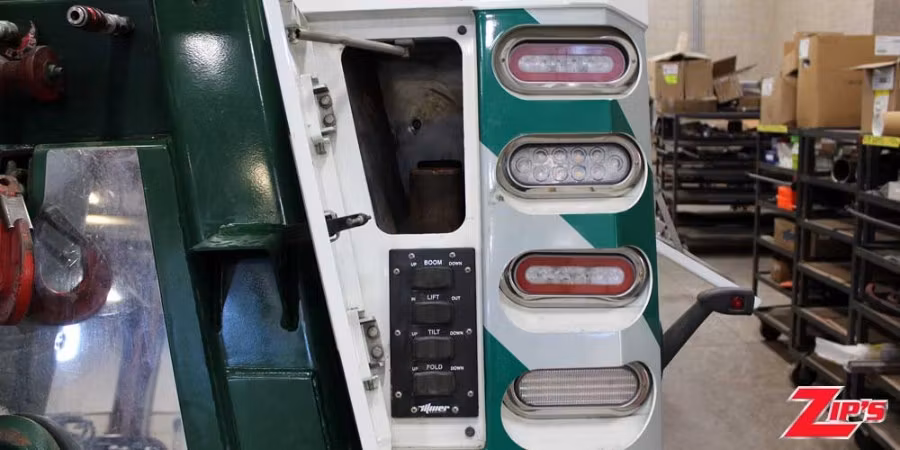 Picture of 2020 Century 5130 25 Ton Wrecker, Peterbilt 389 with 44" Sleeper, 23275