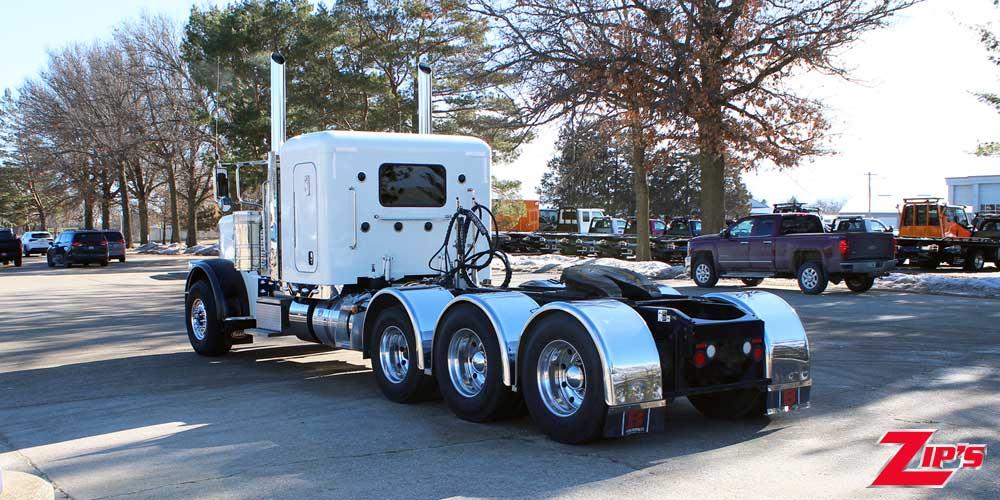 Picture of 2022 Peterbilt 389 Road Tractor with 48" Sleeper, 23210