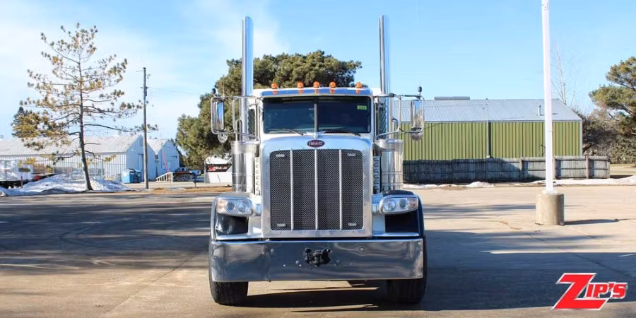 Picture of 2022 Peterbilt 389 Road Tractor with 48" Sleeper, 23210