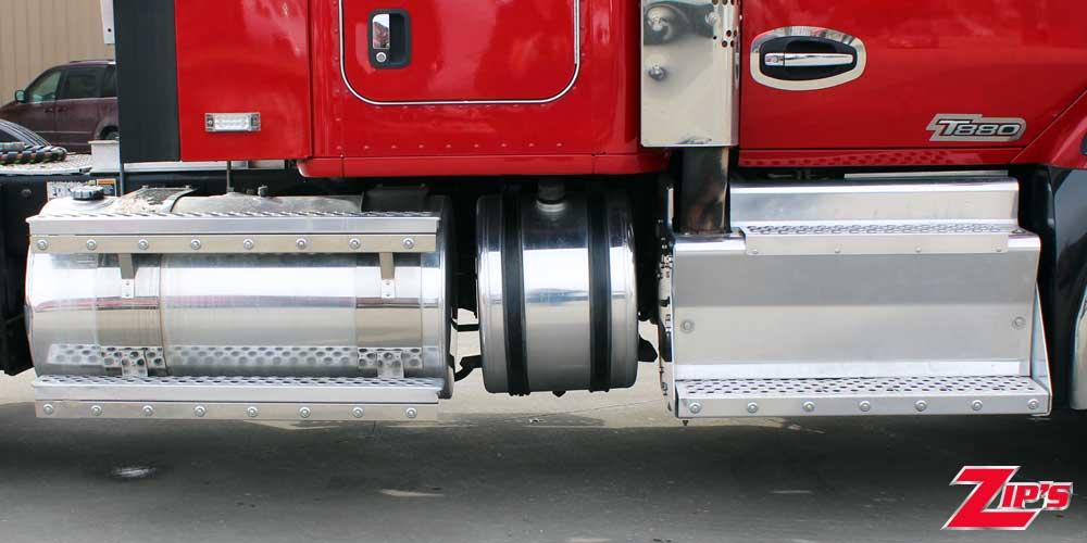 Picture of 2016 Kenworth T880 with 44" Sleeper Road Tractor, 23169