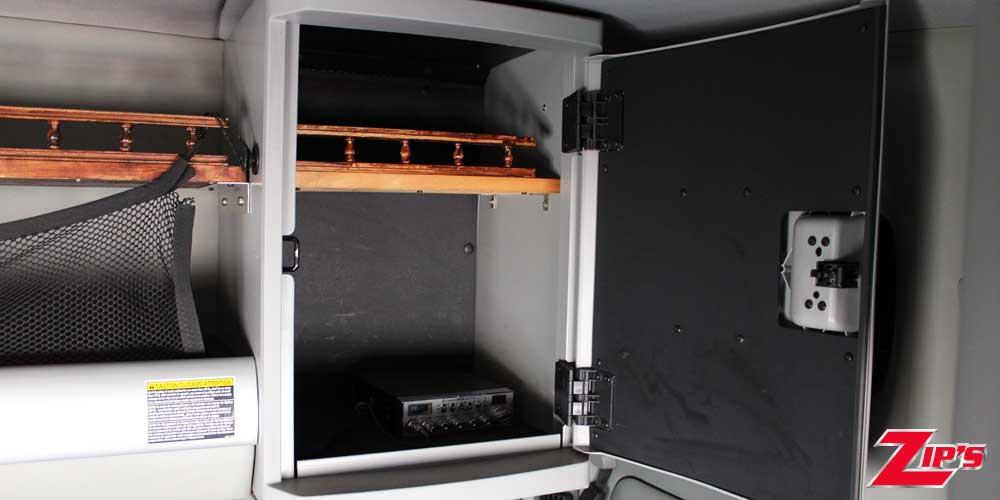 Picture of 2016 Kenworth T880 with 44" Sleeper Road Tractor, 23169