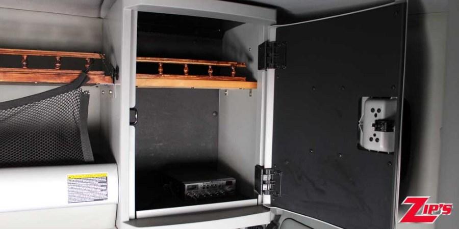 Picture of 2016 Kenworth T880 with 44" Sleeper Road Tractor, 23169