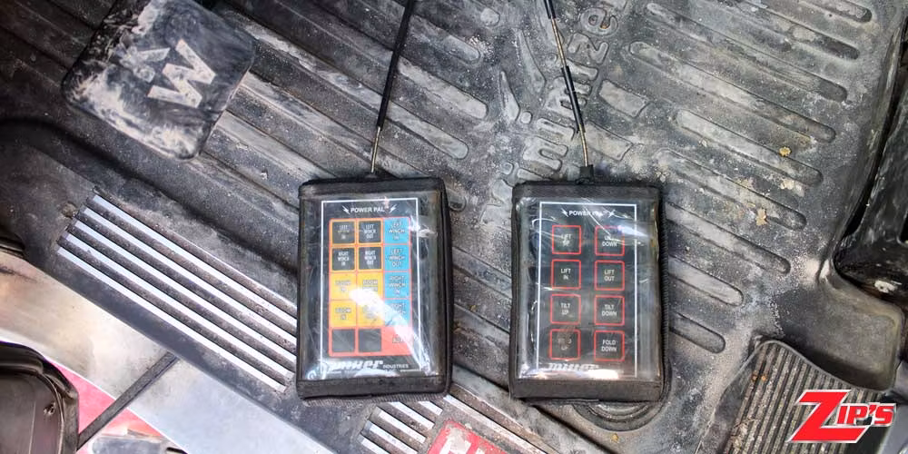 Picture of 2006 Century 7035 35 Ton Wrecker, XP850 Side Puller, Kenworth T800, 23289