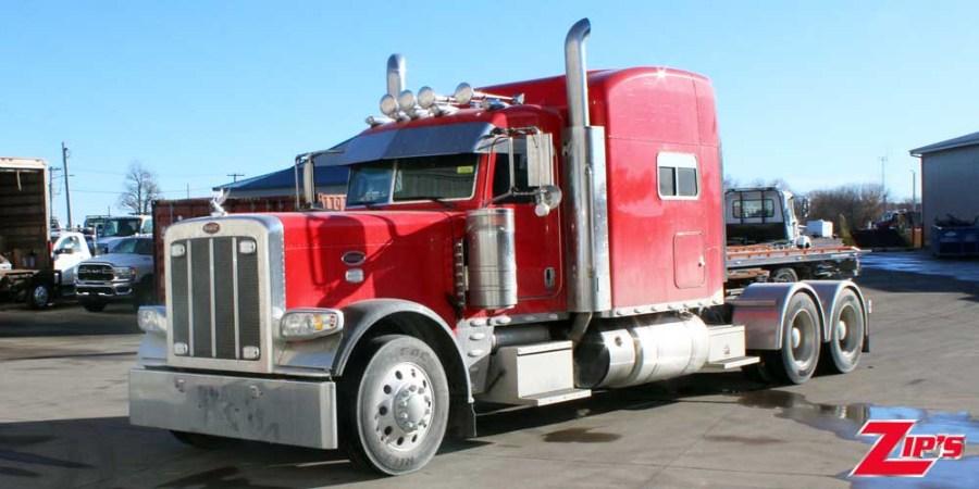 Picture of 2021 Peterbilt 389 Road Tractor w/64" Sleeper, 23214