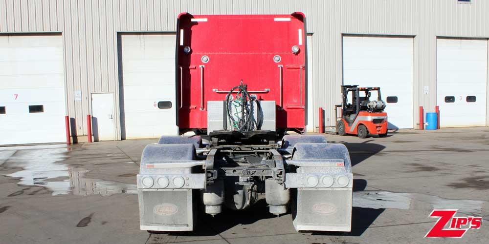 Picture of 2021 Peterbilt 389 Road Tractor w/64" Sleeper, 23214