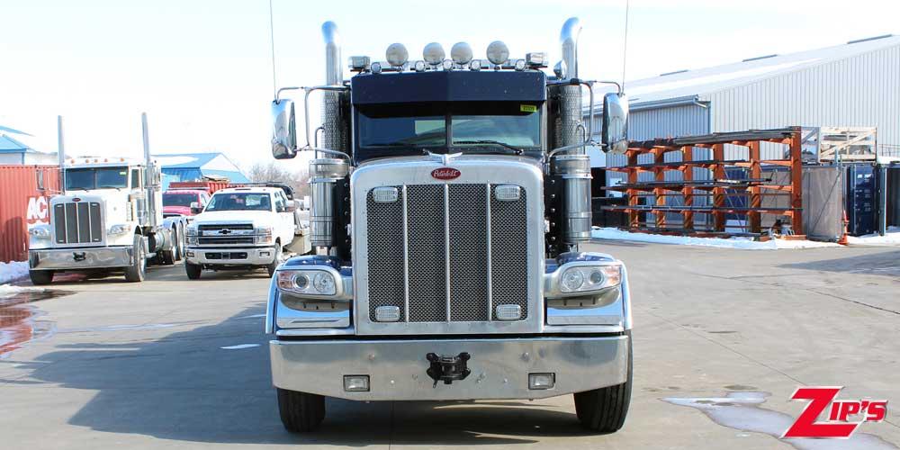 Picture of 2023 Vulcan V70 35 Ton Wrecker, Peterbilt 389 with 44" Sleeper, 23339