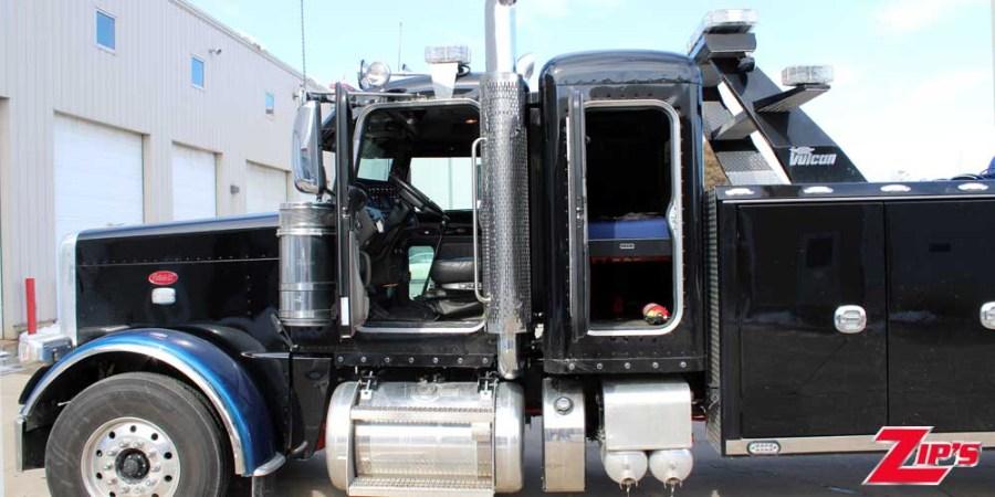 Picture of 2023 Vulcan V70 35 Ton Wrecker, Peterbilt 389 with 44" Sleeper, 23339